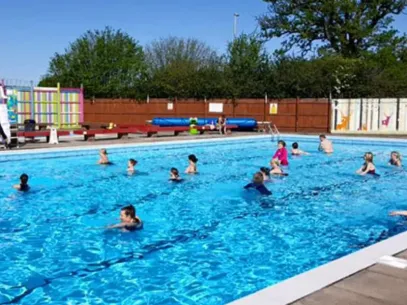 Kingsteignton outdoor swimming pool