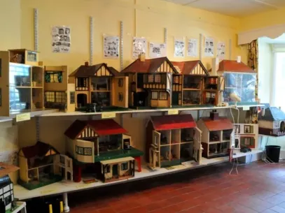 Dolls House and Toy Museum