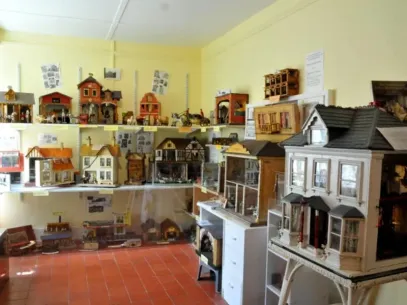 Dolls House and Toy Museum