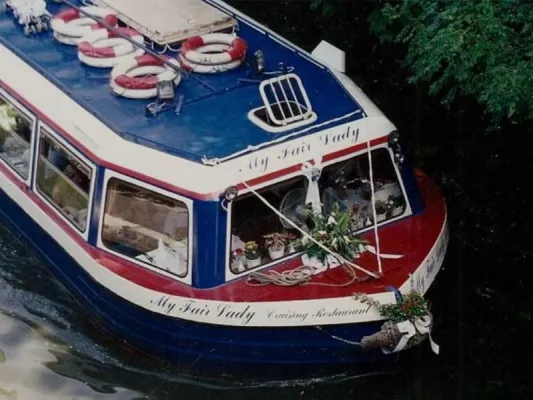 Walker's Quay Canal Cruises